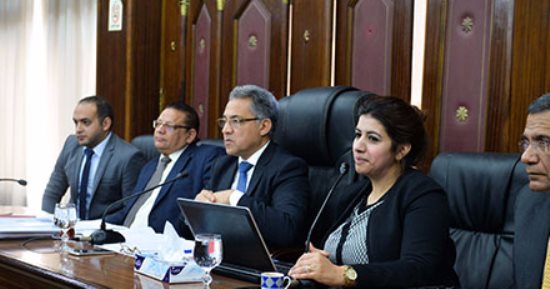 رئيس "محلية البرلمان": "مينفعش الوزراء يدفعوا 15 جنيه رسوم نظافة زى الفقراء"