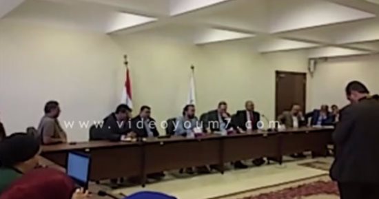 بالفيديو.. على الحجار يغنى "هنا القاهرة" من ديوان عام بنى سويف