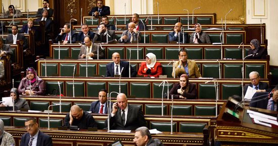 نواب عن سوهاج يطالبون بلجنة تقصى حقائق فى وقائع "تسمم تلاميذ المدارس"