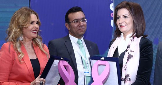 بالصور.. مؤسسة بهية تحتفل بمرور عامين على تأسيسها وتكرم وزيرة الهجرة ويسرا
