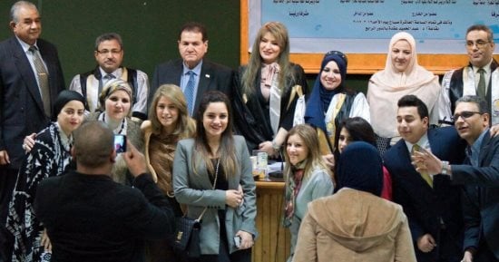 بالفيديو.. فى رسالة دكتوراه.. برامج قناة الجزيرة تتبنى الاتجاه السياسى لقطر وتميل للتحيز