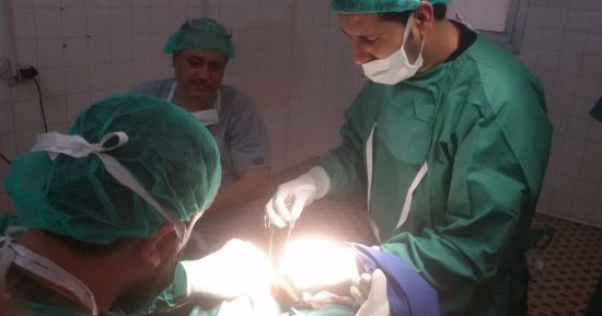 بالصور.. قافلة الأزهر الطبية فى تشاد تُوقِّع الكشف الطبى على 4258 حالة