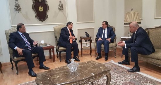 وزير البترول ورئيس "شل" يبحثان حفر 3 آبار بالبحر الأبيض لإنتاج مليار قدم غاز يوميا