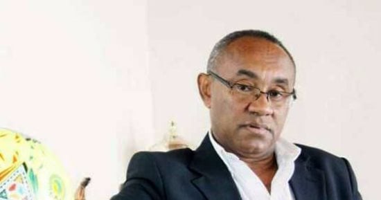 تحالف شمال أفريقيا وراء فوز أحمد أحمد برئاسة الكاف