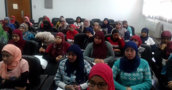  شكوى من ضعف تقديرات طلاب كلية التجارة بأسيوط فى الفصل الدراسى الأول