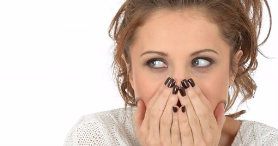 7 أسئلة مستفزة تنتهك خصوصيتنا.. "العمر والحمل و بقبض كام"