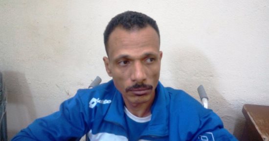 بالفيديو..مأساة معاق بالإسماعيلية فقد ساقية من13 عام ولدية 7 أبناء بالمدارس