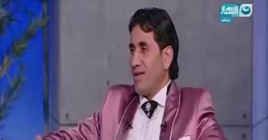 بالفيديو..أحمد شيبة لـ"غادة والى": برافو.. ولـداعية سلفى: بلاش اللون ده