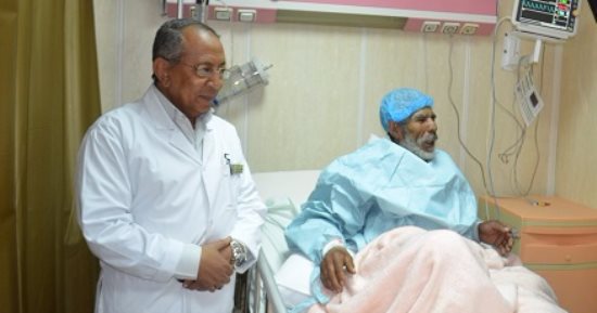 بالصور.. مدير مركز أورام قنا قلعة علاج السرطان بالصعيد: نعانى نقص الأطباء