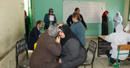 محافظة الجيزة تنظم قافلة طبية للكشف على 1097 مواطنا ببولاق الدكرور