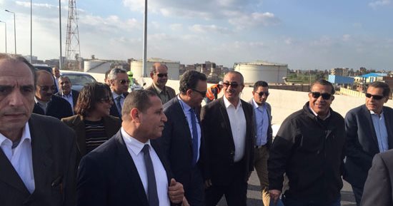 وزير النقل يعلن تطوير "القاهرة الاسكندرية الزراعى" لمواجهة الحوادث