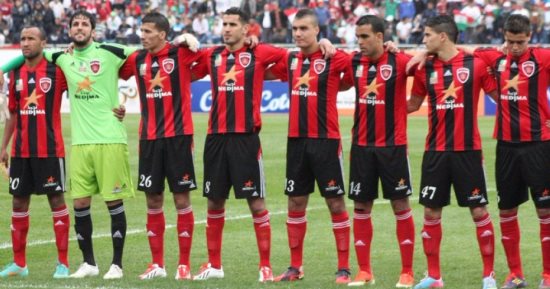 بالفيديو.. نجاة فريق اتحاد العاصمة الجزائرى من كارثة ببوركينا فاسو