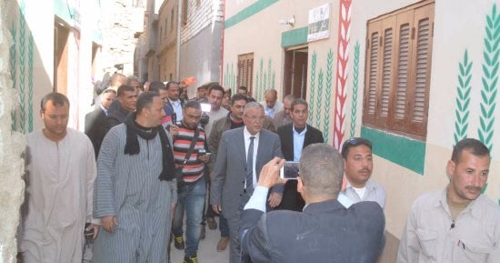 بالصور .. محافظ المنيا يفتتح مبنى وجراج الوحدة المحلية لقرية ميانة بمغاغة