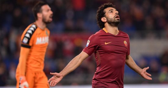 "كاف" يبرز تألق محمد صلاح مع روما أمام ساسولو