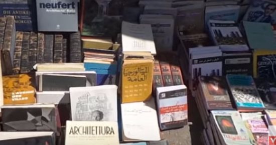 أوقاف قنا تتحفظ على 820 كتيبا ومؤلفا تدعو للتشدد بمساجد المحافظة