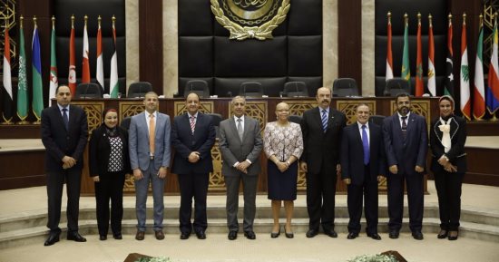 رئيس الجامعة البحرية الدولية تزور الأكاديمية العربية للعلوم والنقل البحرى 