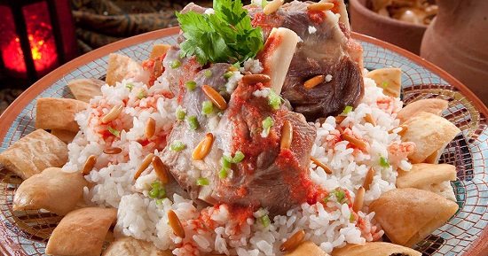 طريقة عمل الفتة..بالصور والخطوات