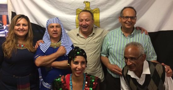 بالصور.. الجالية المصرية فى نيوزيلندا تروج للسياحة عبر التعريف بحضارة الفراعنة
