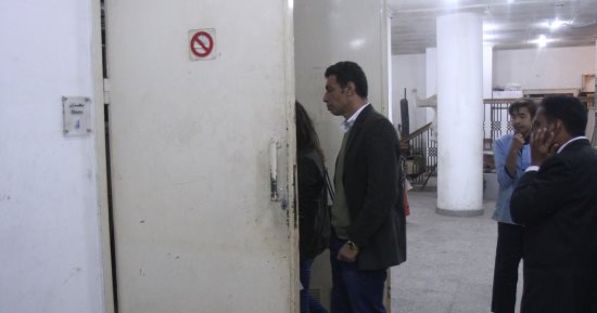 بالصور.. "اليوم السابع" داخل مخازن متحف الفن الحديث بعد تعرض أحد جدرانه للهدم