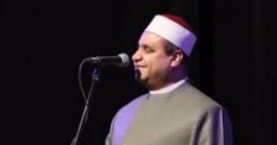 أدعية وابتهالات على المسرح المكشوف بدار الأوبرا    