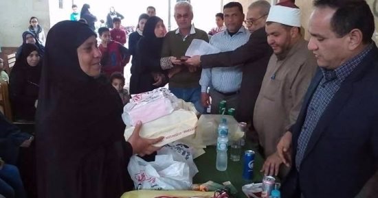اختيار والدة الشهيد بلال الزاهد الأم المثالية لعزبة البرج بدمياط 