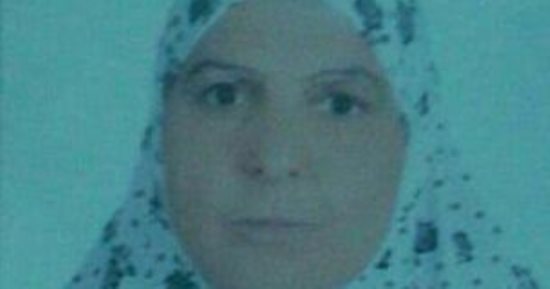 أستاذ جامعى نجل أم مثالية تبيع الجبن بالشرقية: "فخور بمهنة والدتى"