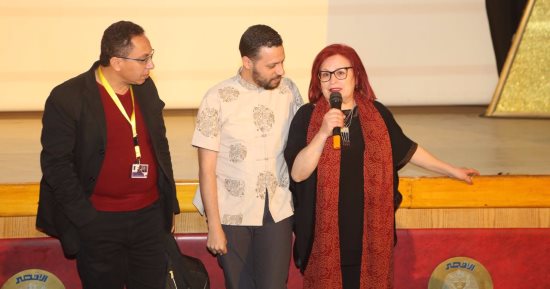 صباح بوزويتة تحضر ندوة الفيلم التونسى "نحبك هادى"