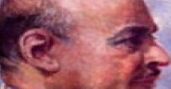 بعد 47 عاما.. أسوان ترد الجميل لـ"أحمد عثمان" وتوافق على تصميم ثمثال له