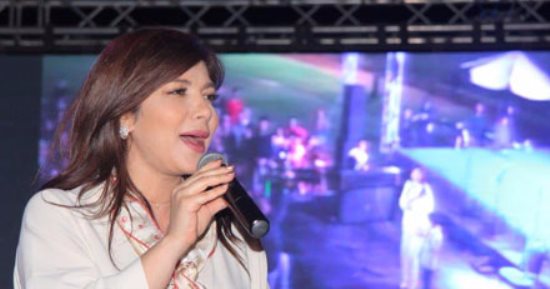 بالفيديو والصور.. أصالة تحيى حفل المدرسة الإنجيلية الحديثة وتتبرع بأجرها لـ"تحيا مصر"