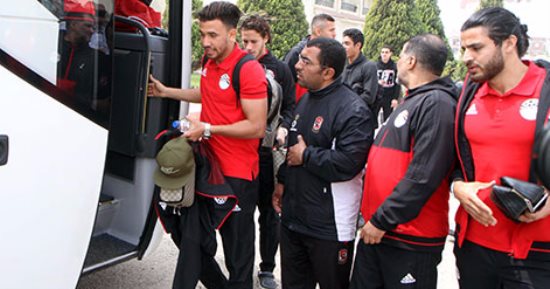 كوبر يستقر على انطلاق معسكر المنتخب 3 يونيو بدون لاعبى الأهلى والزمالك
