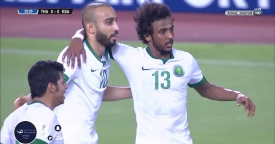 شاهد.. السهلاوى يعادل رقما قياسيا للجابر مع السعودية بتصفيات المونديال