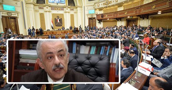 وزير التعليم يشتكى من "البيروقراطية" على فيس بوك.. ونواب لجنة التعليم: وزارته الأكثر بيروقراطية والموظفون يستطيعون تعطيل الانجازات.. بركات: لديه مراكز قوى داخل الديوان.. والبرعى : "هو اللى خيالى وغير واقعى"