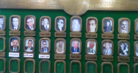 صورة عبد المحسن سلامة فى لوحة الشرف بخانة النقيب رقم 21 بنقابة الصحفيين