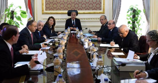 الحكومة: 4650 تلميذا أصيبوا باشتباه تسمم من أصل 10ملايين يتناولون الوجبات