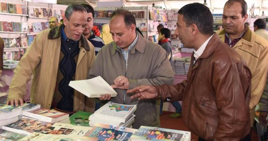 خصم 50% على كتب قصور الثقافة والهيئة العامة للكتاب بمعرض الإسكندرية