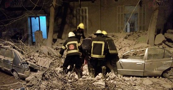 بالصور .. انهيار عمارة سكنية فى جاردن سيتى وأنباء عن وقوع ضحايا