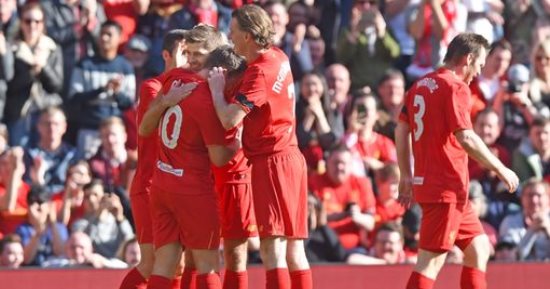 شاهد.. ليفربول يتقدم على ريال مدريد بهدف أوين فى لقاء الأساطير