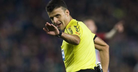 جيل مانزانو حكما لمباراة الكلاسيكو بين ريال مدريد وبرشلونة
