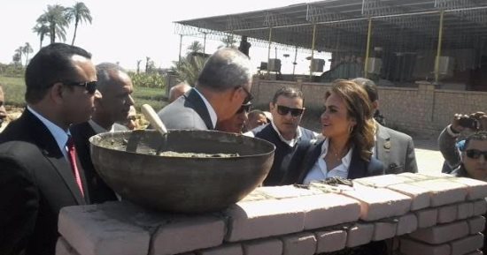 سحر نصر من قنا: الرئيس أوصى بالاهتمام بالمناطق الصناعية فى محافظات الصعيد