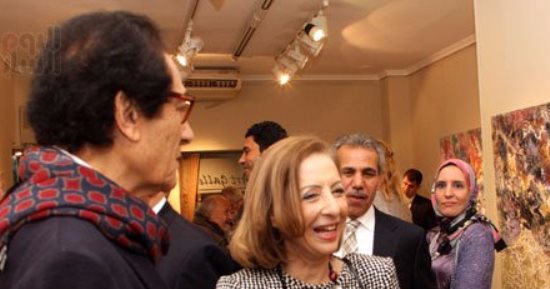 شاهد..الفنانة نازلى مدكور تتحدث عن معرضها "حدائق خاصة"