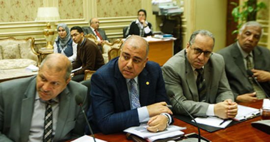 بالصور.. اعتراضات بـ"نقل البرلمان" على زيادة تذكرة المترو.. ونائب: "احنا مجرد مُحلل"