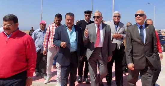 محافظ جنوب سيناء: تسهيل الإجراءات أمام الشباب للمشروعات متناهية الصغر