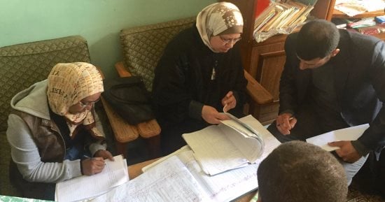 بالفيديو.. الرقابة الإدارية بالبحيرة تكتشف السماح لأطفال دور الأيتام بالعمل كحرفيين