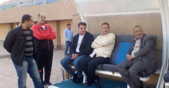 إيهاب جلال يزور تدريب منتخب المحليين