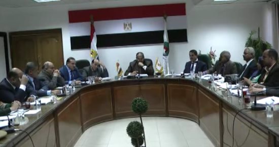 بالفيديو.. محافظ سوهاج يشهد الاجتماع الأول للمجلس الإقليمى للسياحة والآثار