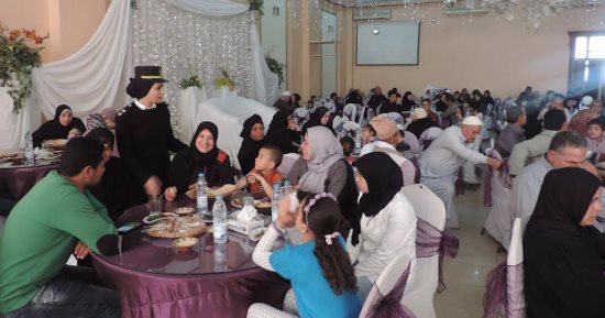 بالصور.. مدير أمن القليوبية يسلم شيكات الداخلية لأسر الشهداء بمناسبة عيد الأم