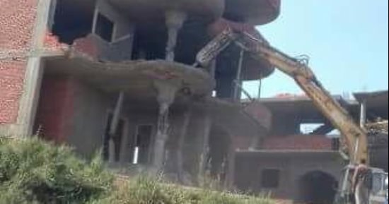 محافظة القاهرة: إزالة 14 برجا مخالفا بعزبة أبو طالب فى الزيتون
