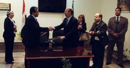 وزير البيئة يبحث مع نظيره البرتغالى أوجه التعاون فى مجال إدارة المخلفات