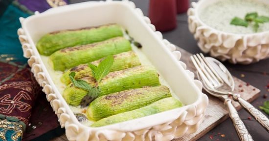 طريقة عمل الكوسة باللبن .. بالصور والخطوات