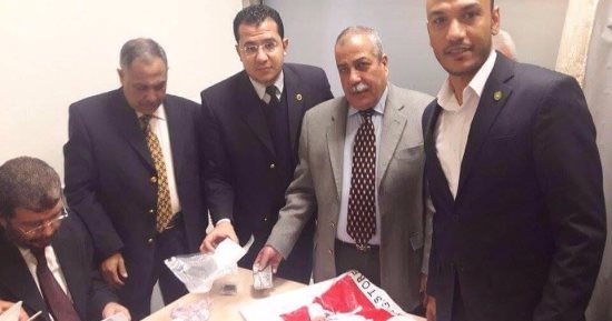 بالصور.. جمارك البريد تحبط تهريب عملات وسندات تعود للعصر العثمانى للخارج